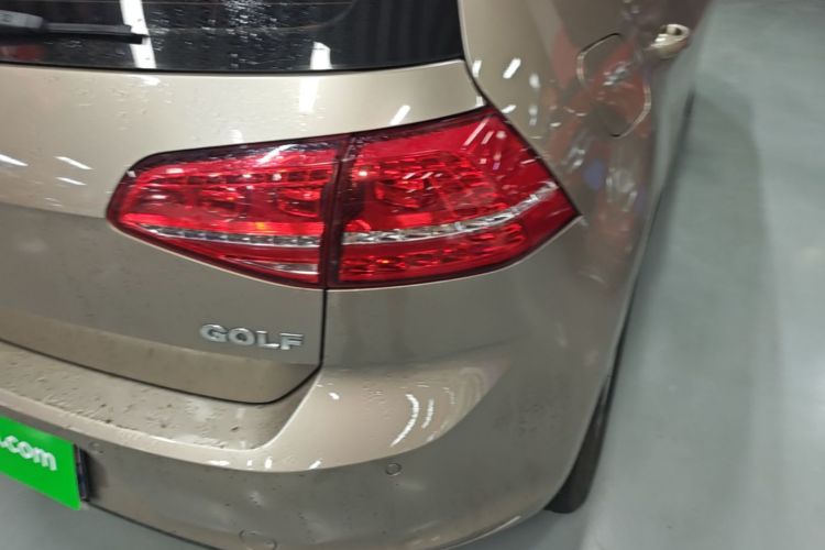 Volkswagen Golf 2015 car image #8