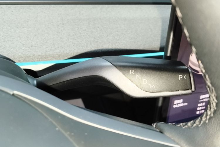 Tesla Model Y 2023 #18 Tesla Model Y 2023 car image #18
