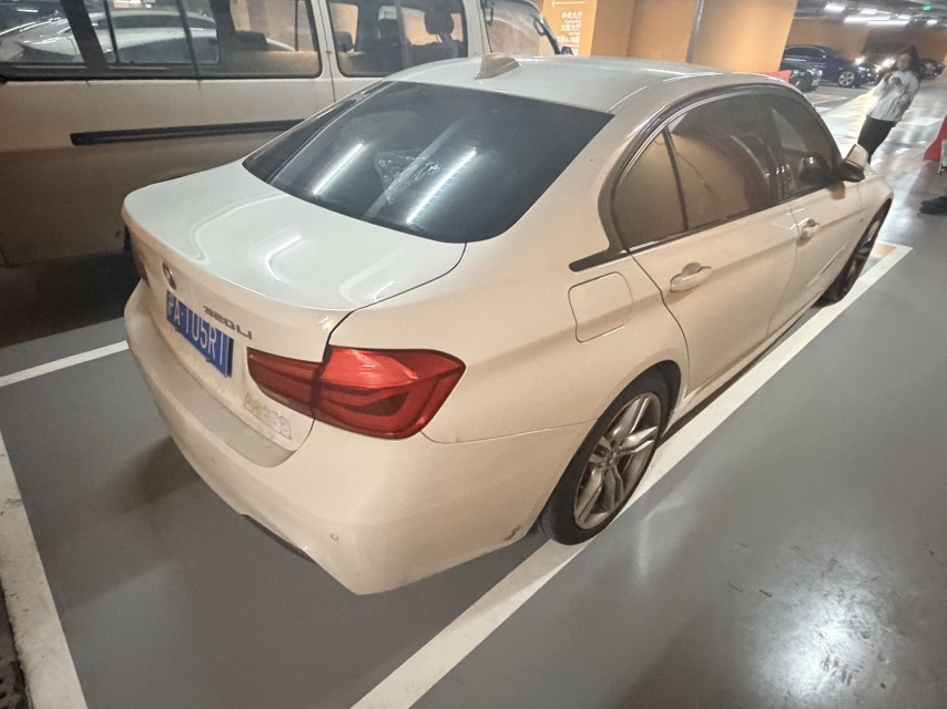 BMW 3 Series 2019 #2 BMW 3 Series 2019 car image #2