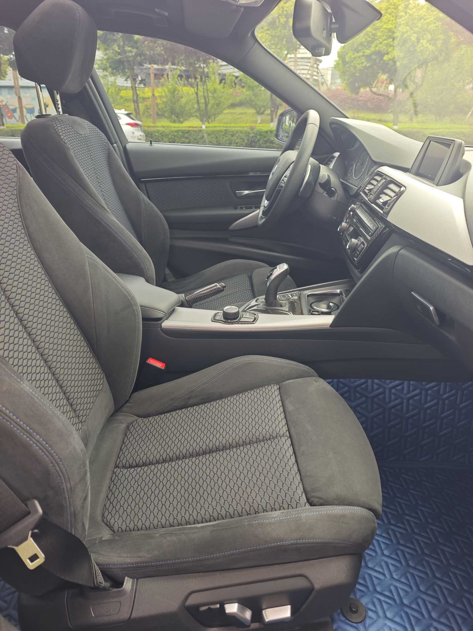 BMW 3 Series 2017 car image #7