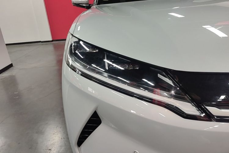 BYD YuanUP 2025 #8 BYD YuanUP 2025 car image #8