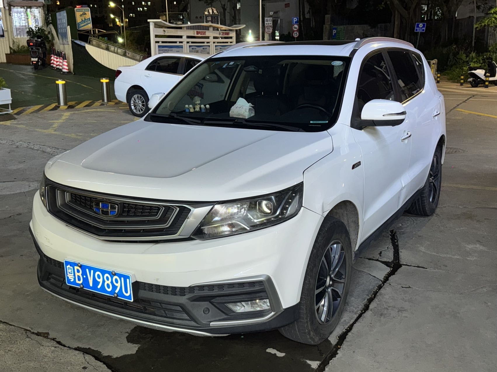 GEELY Vision X6 2019 GEELY Vision X6 2019 car image