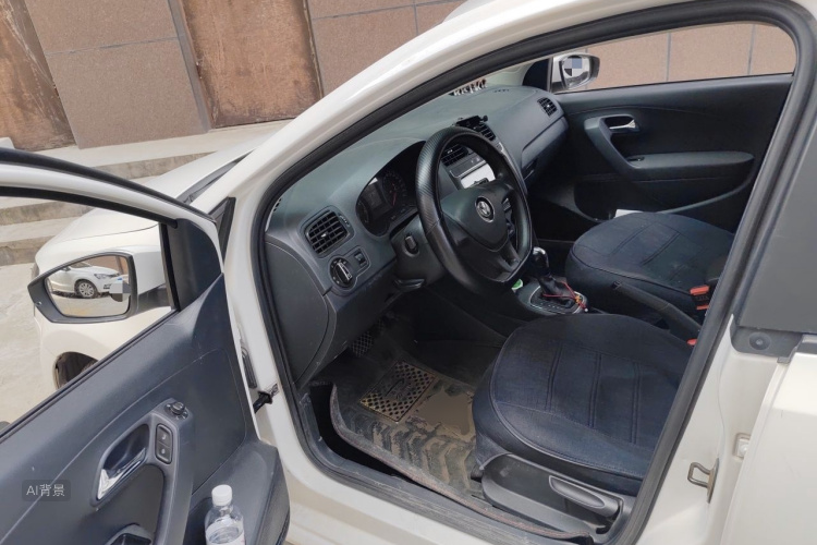 Volkswagen Polo 2017 #18 Volkswagen Polo 2017 car image #18