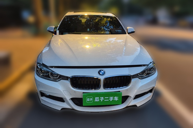 BMW 3 Series 2017 #3 BMW 3 Series 2017 car image #3