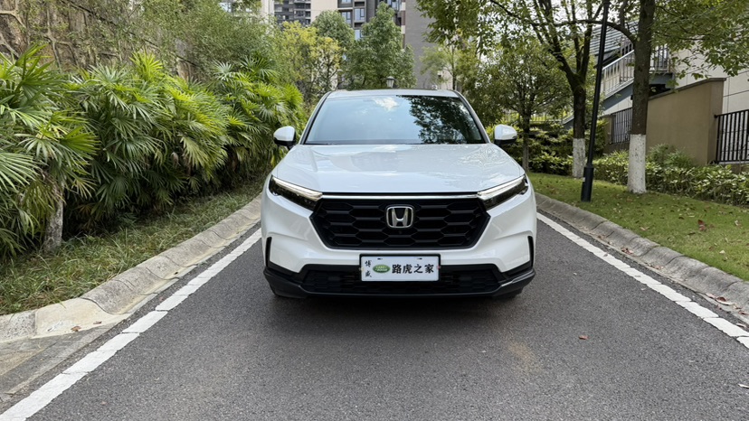 Honda CR-V 2025 car image #2