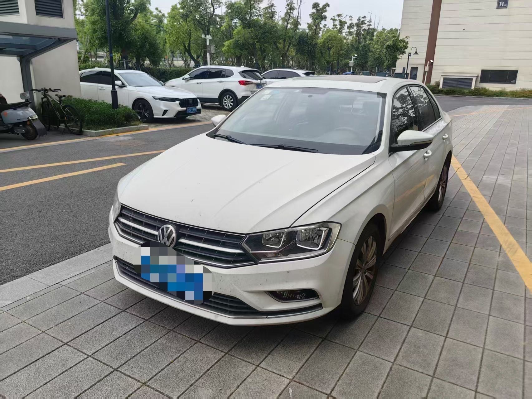 2016 2016 immagine di auto