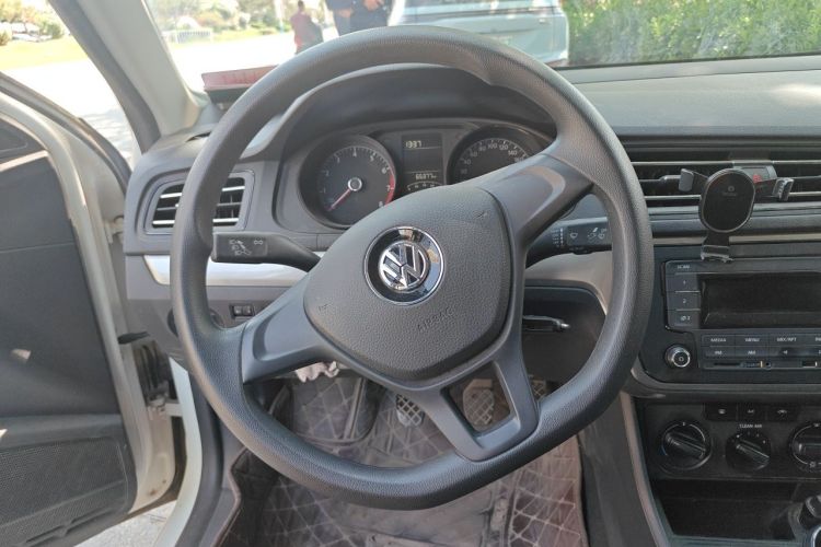 Volkswagen Lavida 2021 car image #11