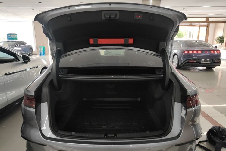 BYD Han 2024 #19 BYD Han 2024 car image #19