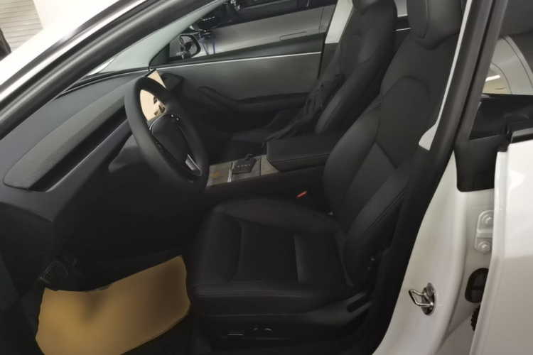 Tesla Model 3 2024 car image #15