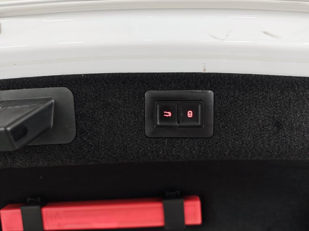 BYD Han 2021 car image #12