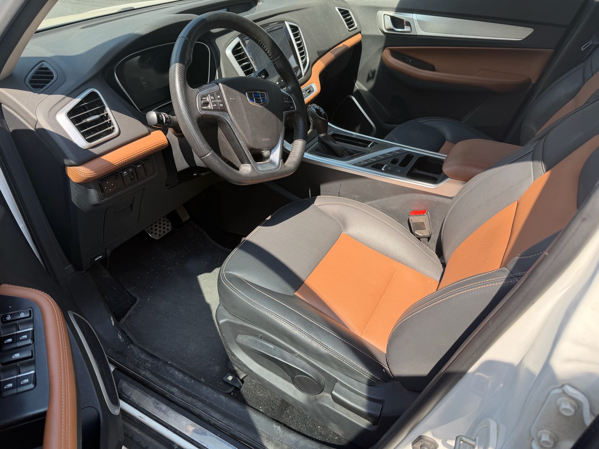 GEELY Vision X6 2018 #5 GEELY Vision X6 2018 car image #5