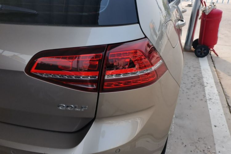 Volkswagen Golf 2018 #8 Volkswagen Golf 2018 car image #8