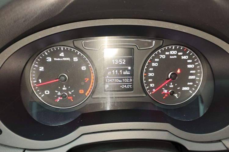 Audi Q3 2017 #16 Audi Q3 2017 car image #16