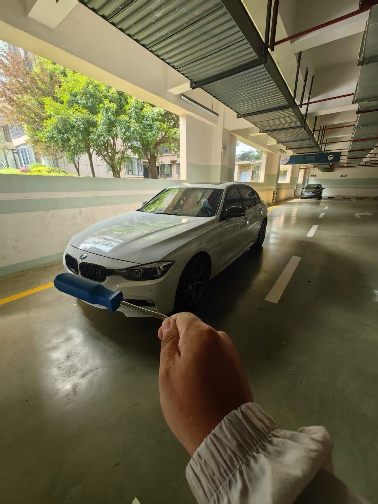 2018 2018 car image