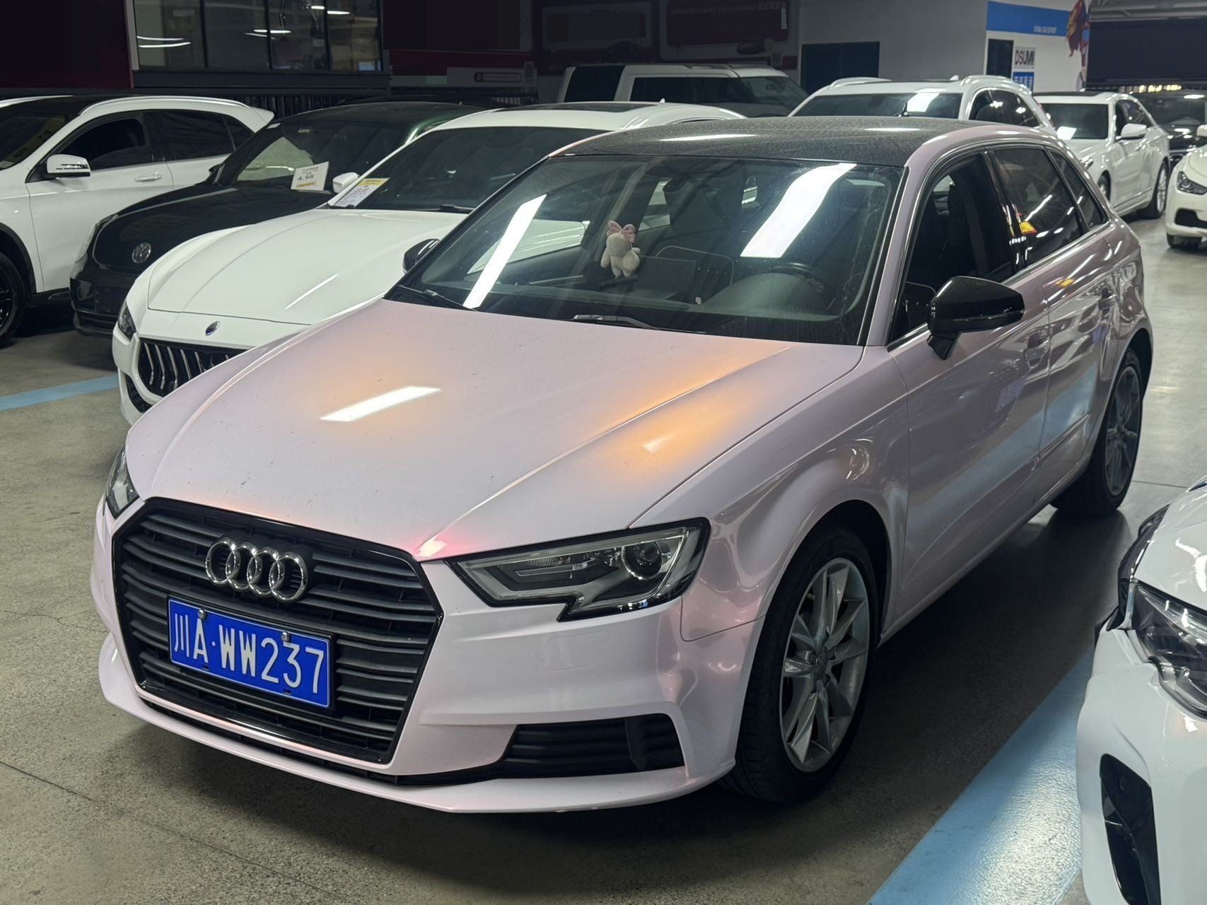 2018 2018 car image