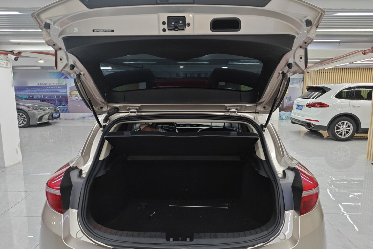 GEELY Emgrand GS 2019 #19 GEELY Emgrand GS 2019 car image #19