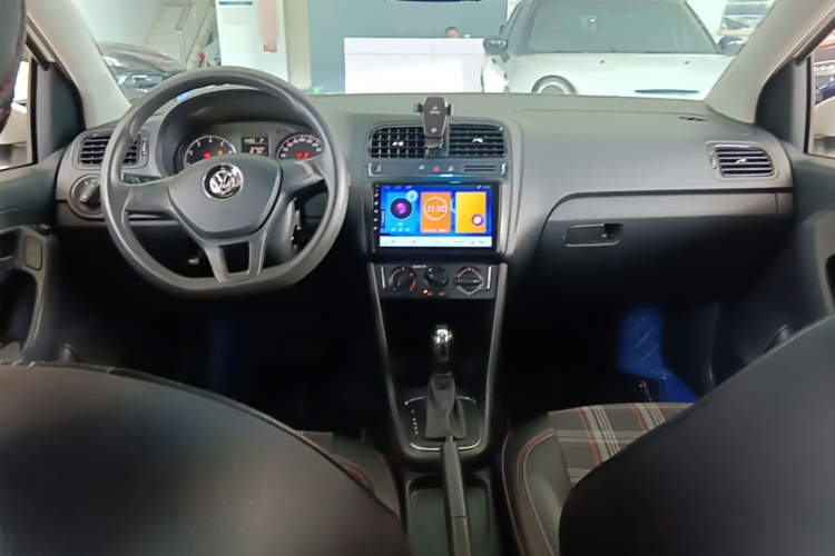 Volkswagen Polo 2018 #10 Volkswagen Polo 2018 car image #10