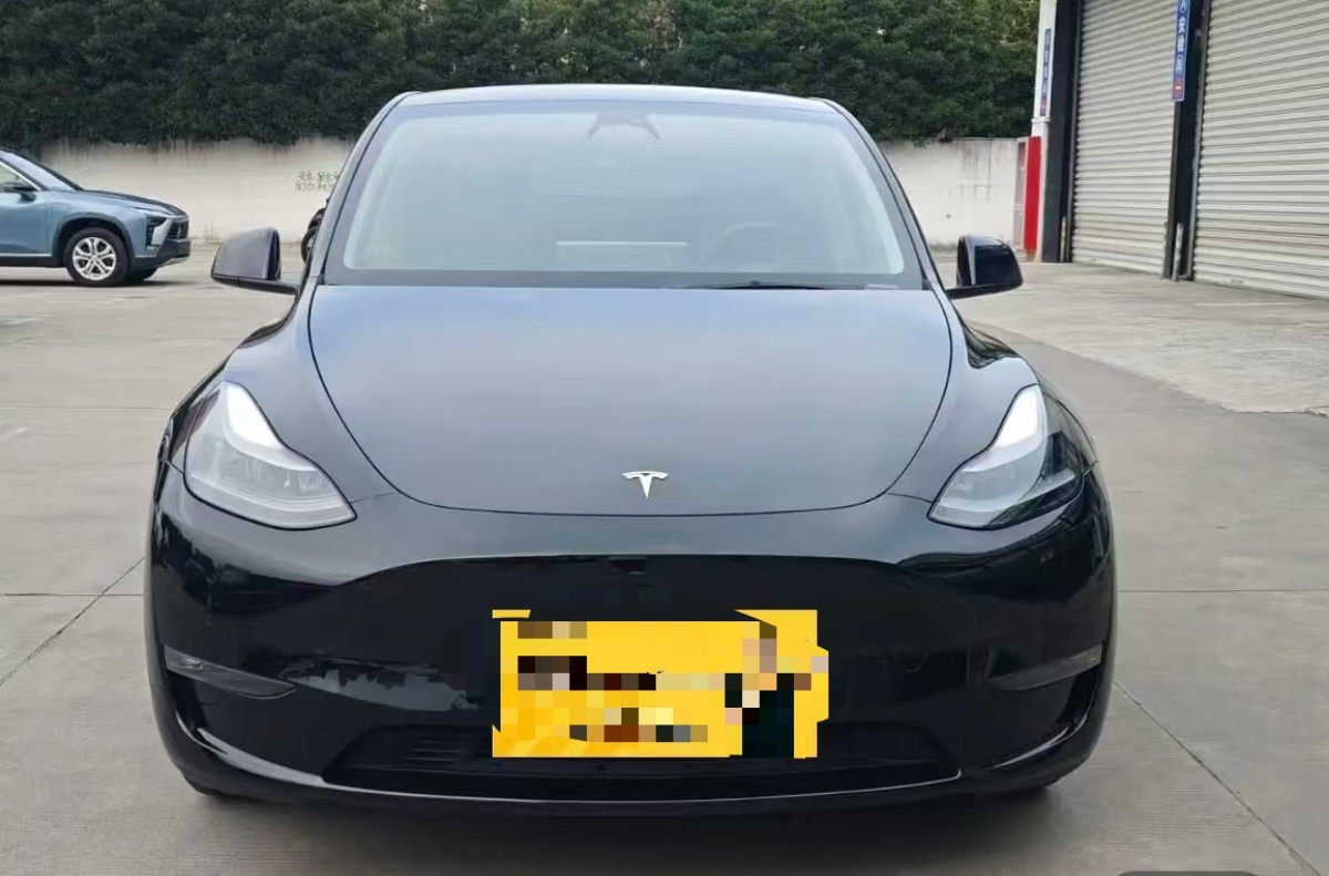 Tesla Model Y 2022 #3 Tesla Model Y 2022 car image #3
