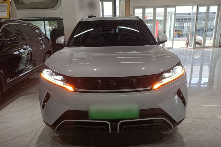BYD YuanUP 2024 car image #3