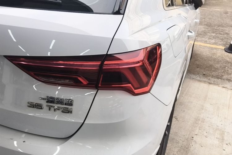 Audi Q3 2021 #8 Audi Q3 2021 car image #8