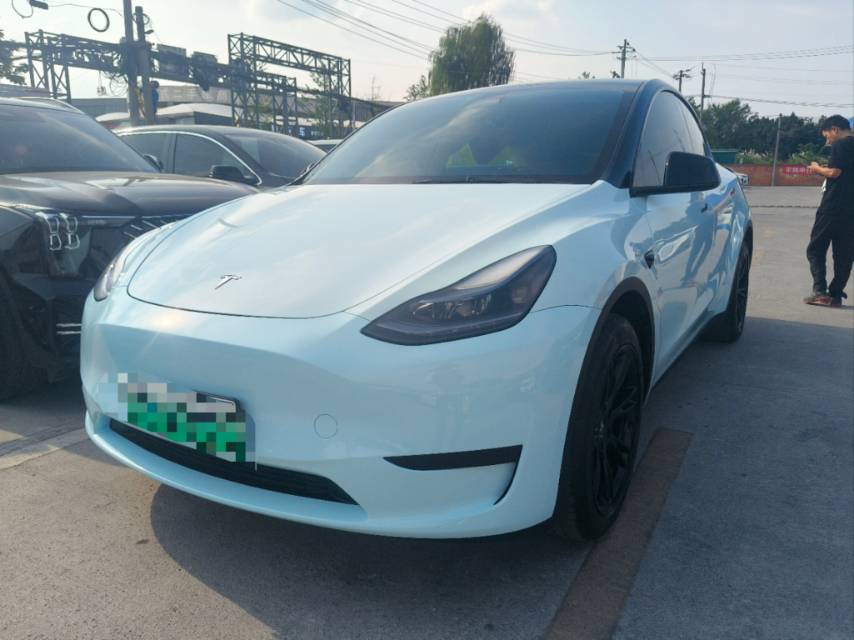Tesla Model Y 2023 Tesla Model Y 2023 car image