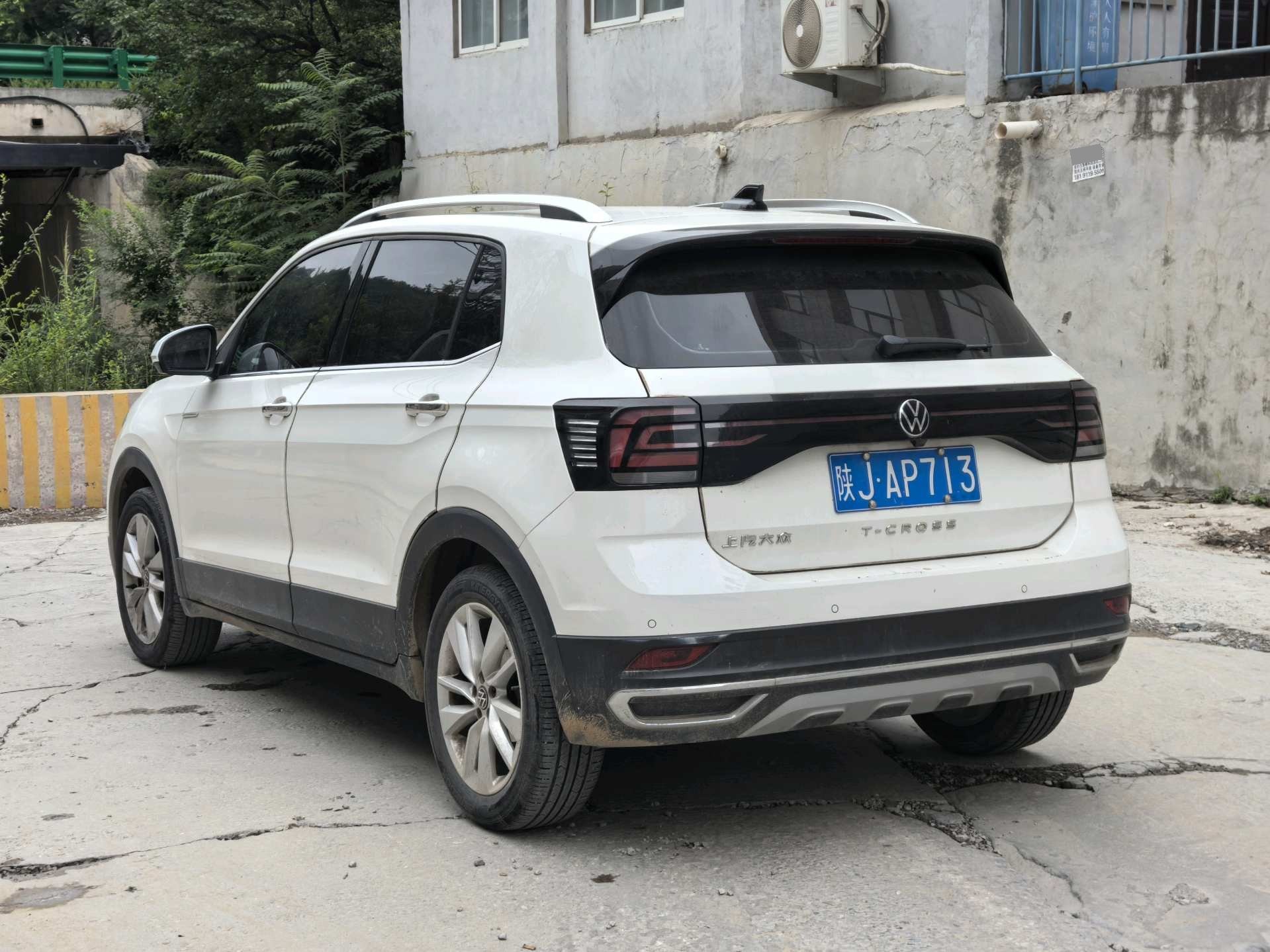 Volkswagen T-Cross 2022 immagine di auto #9