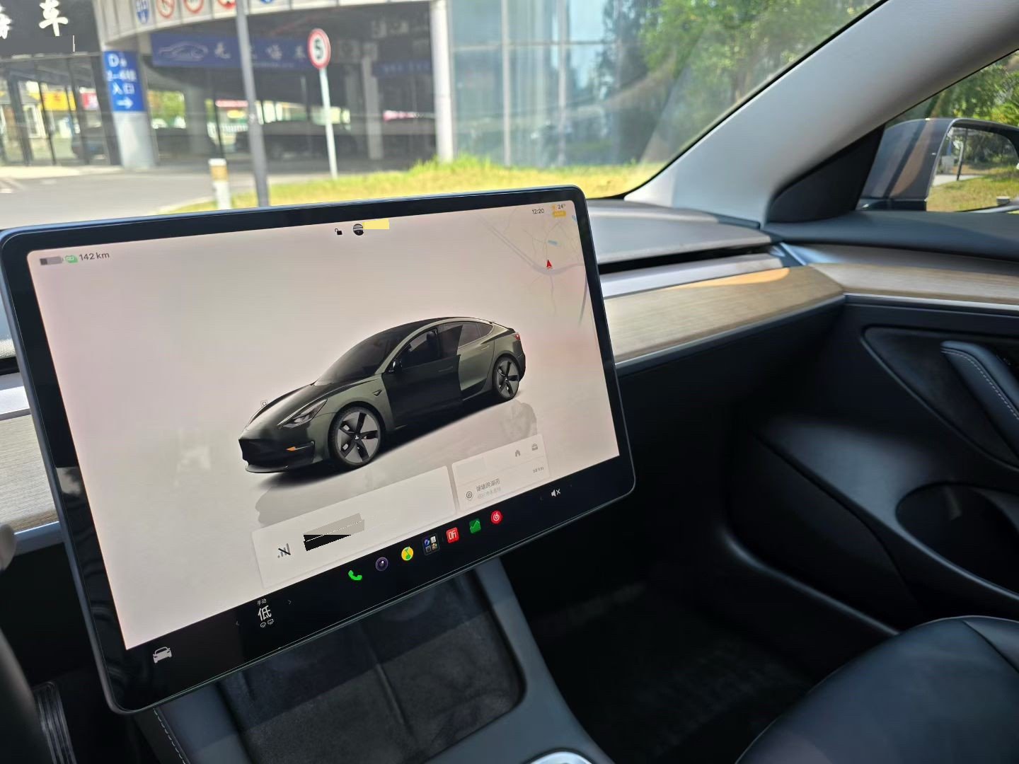 Tesla Model 3 2022 car image #7
