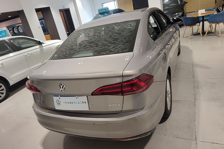 Volkswagen Bora 2019 #6 Volkswagen Bora 2019 car image #6