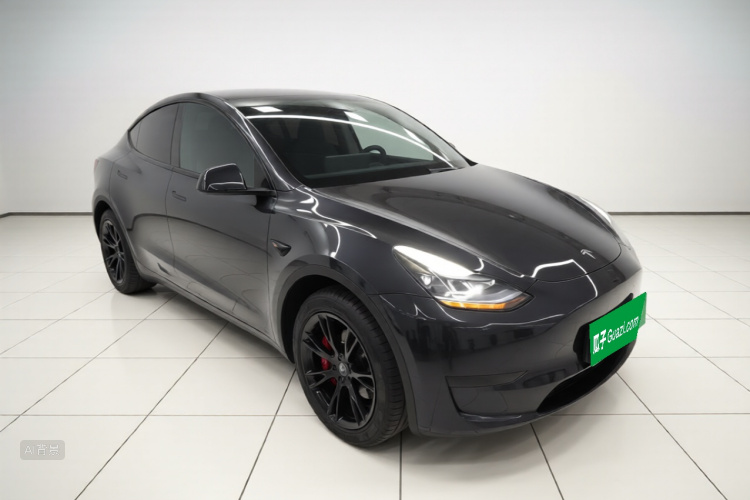 Tesla Model Y 2024 #4 Tesla Model Y 2024 car image #4