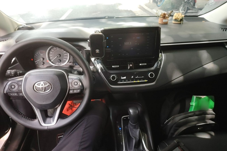 Toyota Corolla 2020 car image #10