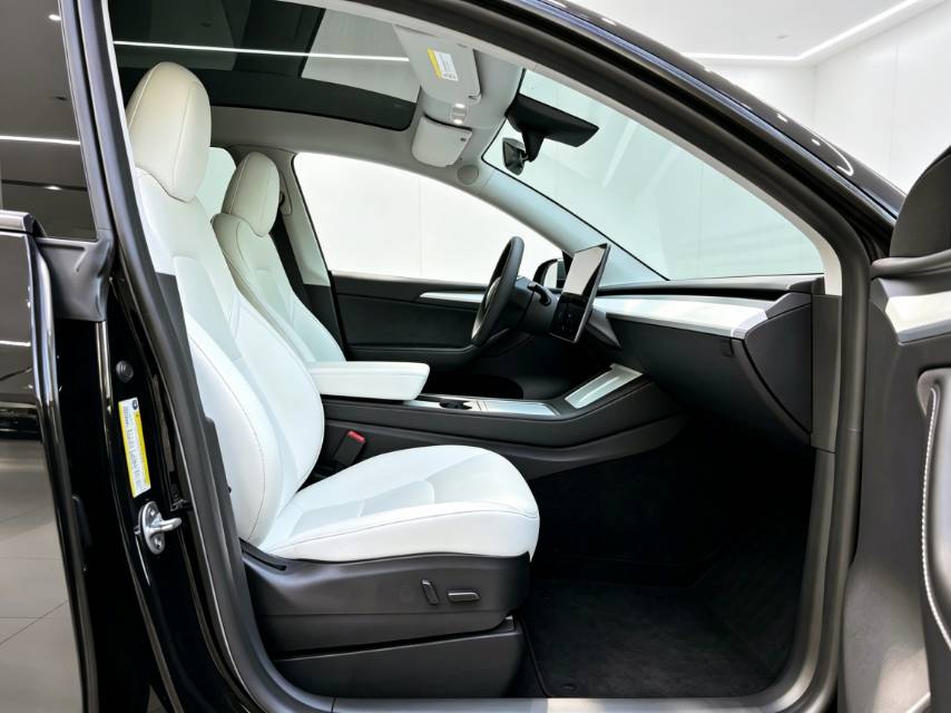 Tesla Model Y 2023 #10 Tesla Model Y 2023 image de voiture #10