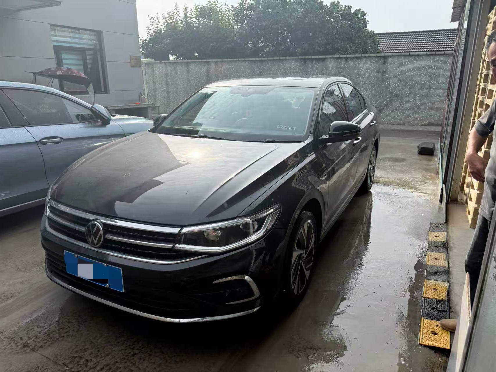 2023 2023 immagine di auto