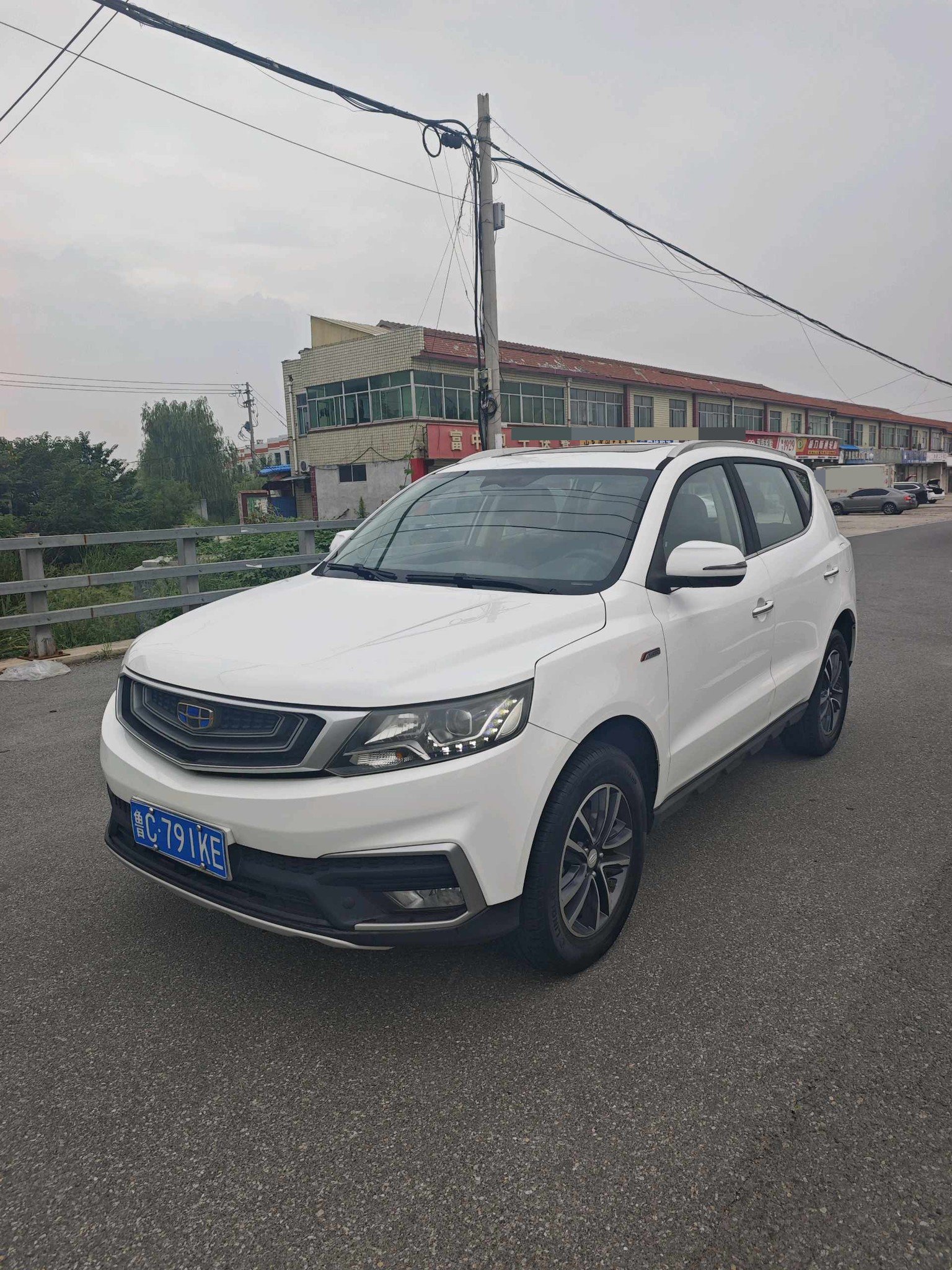 GEELY Vision X6 2018 car image 