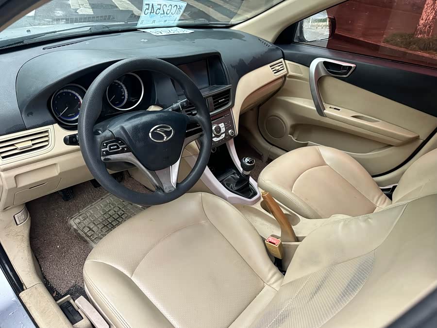 Soueast V5 Lingzhi 2013 #14 Soueast V5 Lingzhi 2013 car image #14