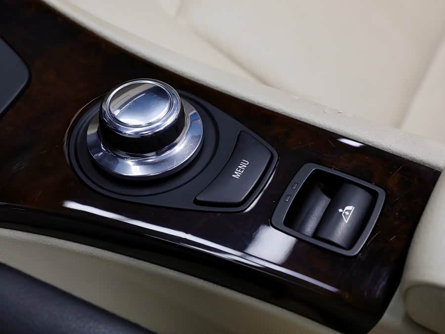 BMW 3 Series (Imported) 2008 car image #14