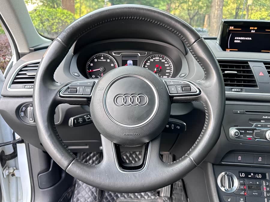 Audi Q3 (Imported) 2014 car image #14