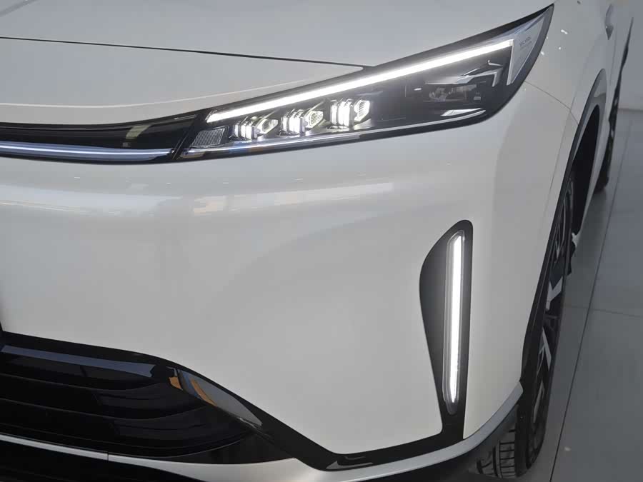 Roewe D5X DMH 2025 imagen de coche #14