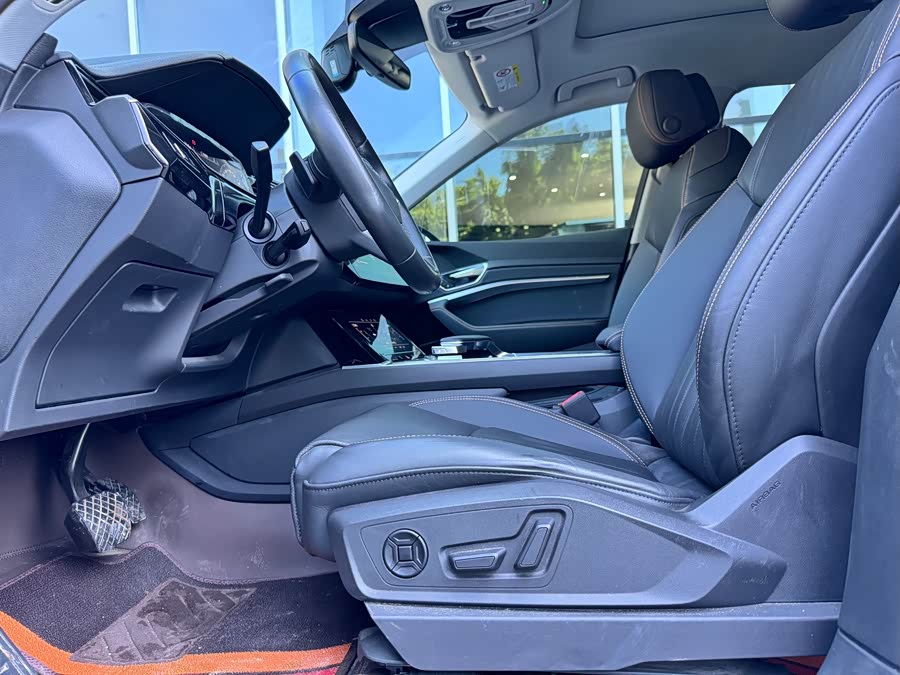 Mercedes-Benz SLK AMG 2023 car image #14