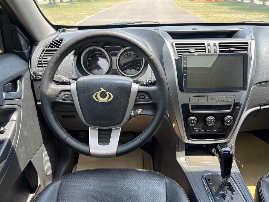 GEELY GX7 2013 car image #14