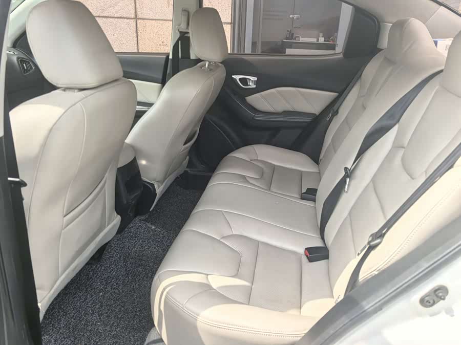 GAC Trumpchi GA3S 2015 car image #14