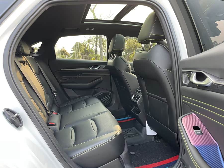 GEELY Monjaro MHEV 2024 car image #14