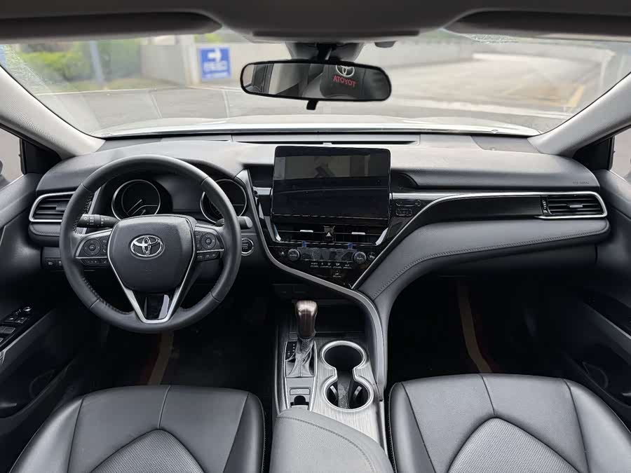 Toyota Camry 2023 imagem de carro #14