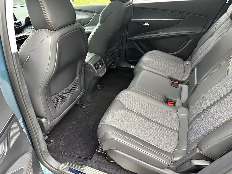 Peugeot 5008 2018 car image #14