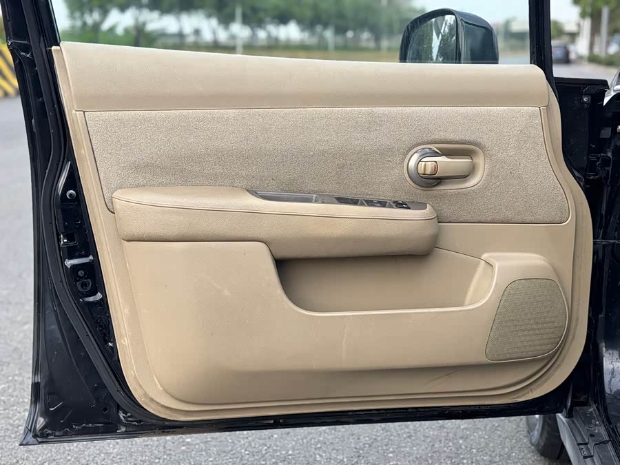 日产 颐达 2009 汽车图片 #14