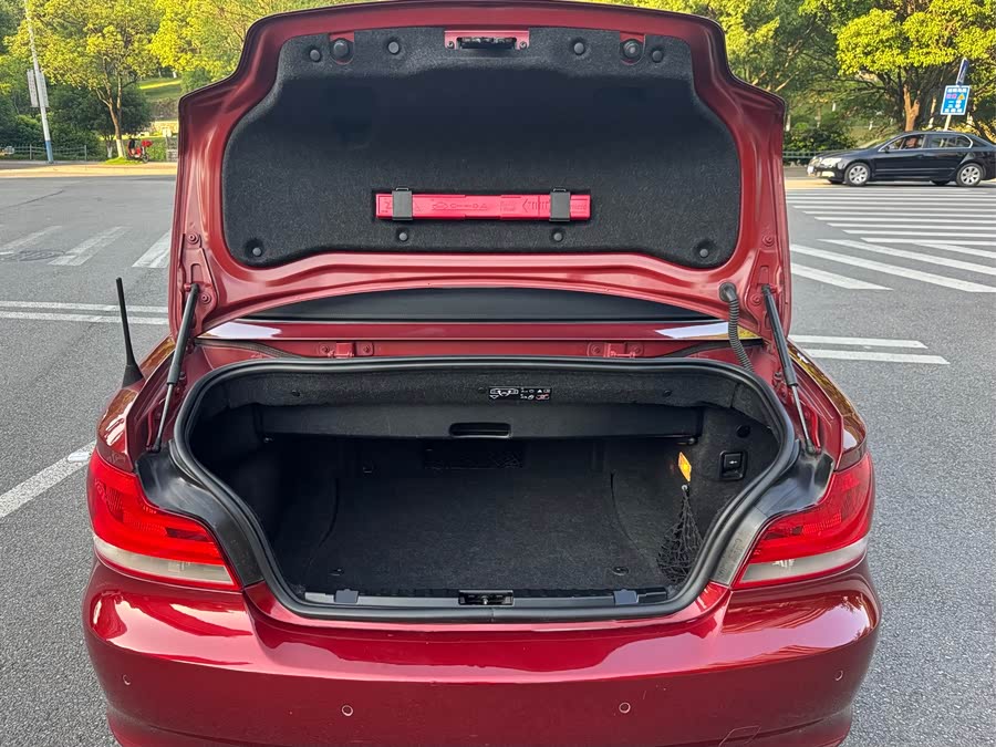 BMW 1 Series (Imported) 2012 car image #14