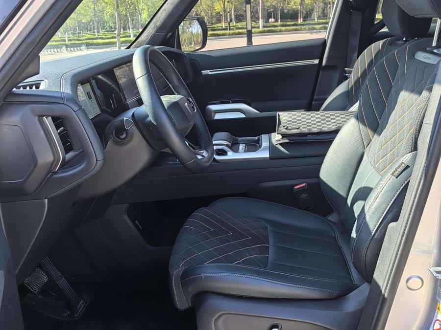 Deepal G318 2024 car image #14