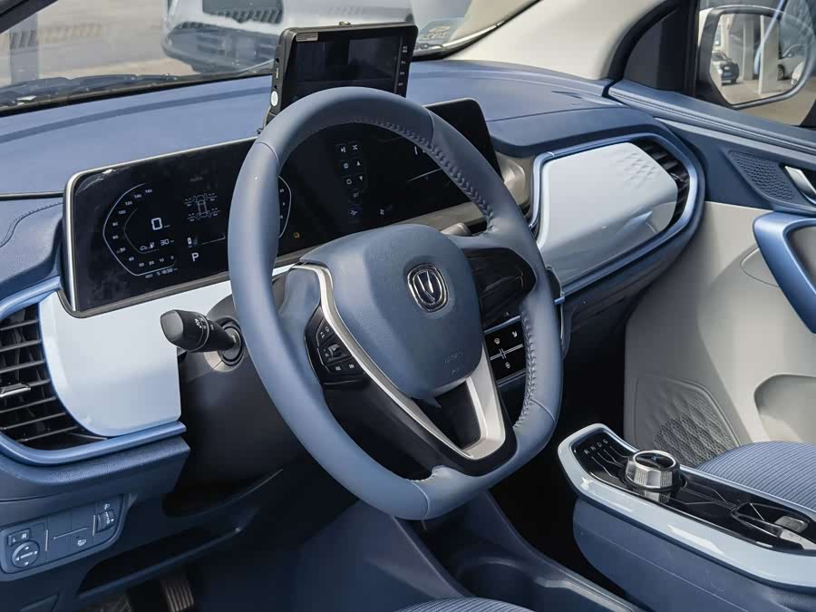 Changan BenBen E-Star 2022 car image #14