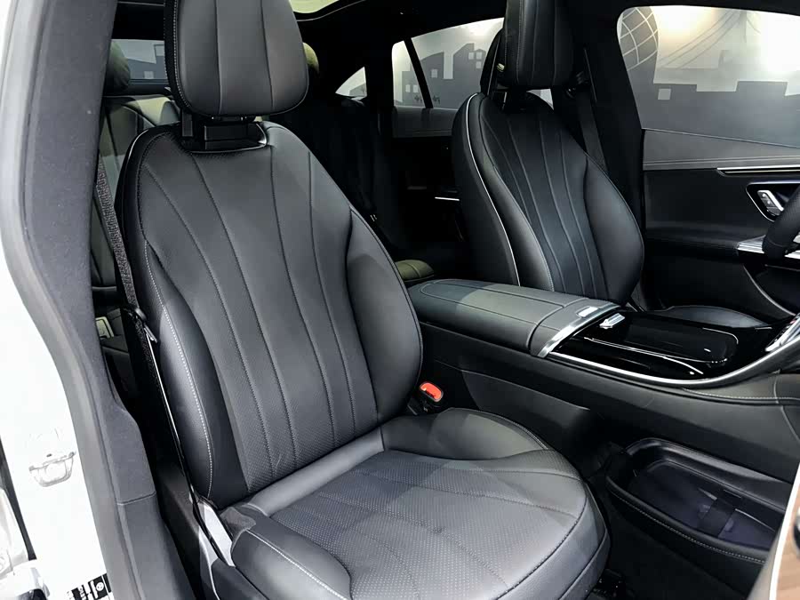 Mercedes-Benz EQE Class 2023 #14 Mercedes-Benz EQE Class 2023 immagine di auto #14