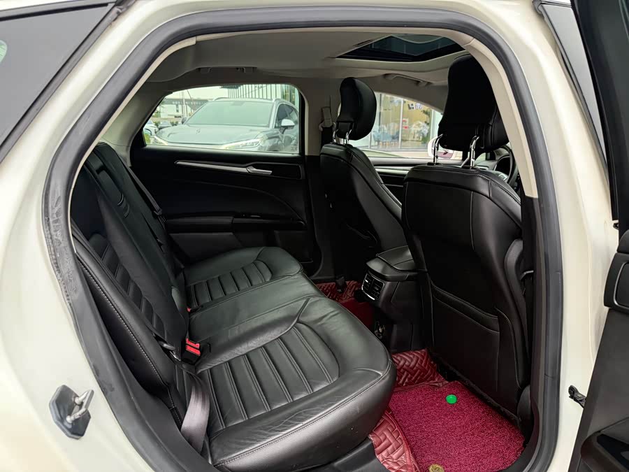 Ford Mondeo 2014 #14 Ford Mondeo 2014 car image #14