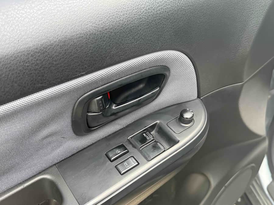 铃木 超级维特拉 2008 汽车图片 #14